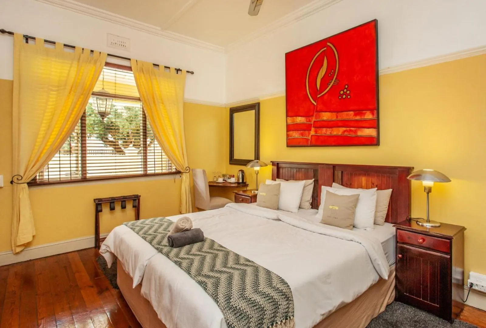 Tom'S Guest House Cape Town