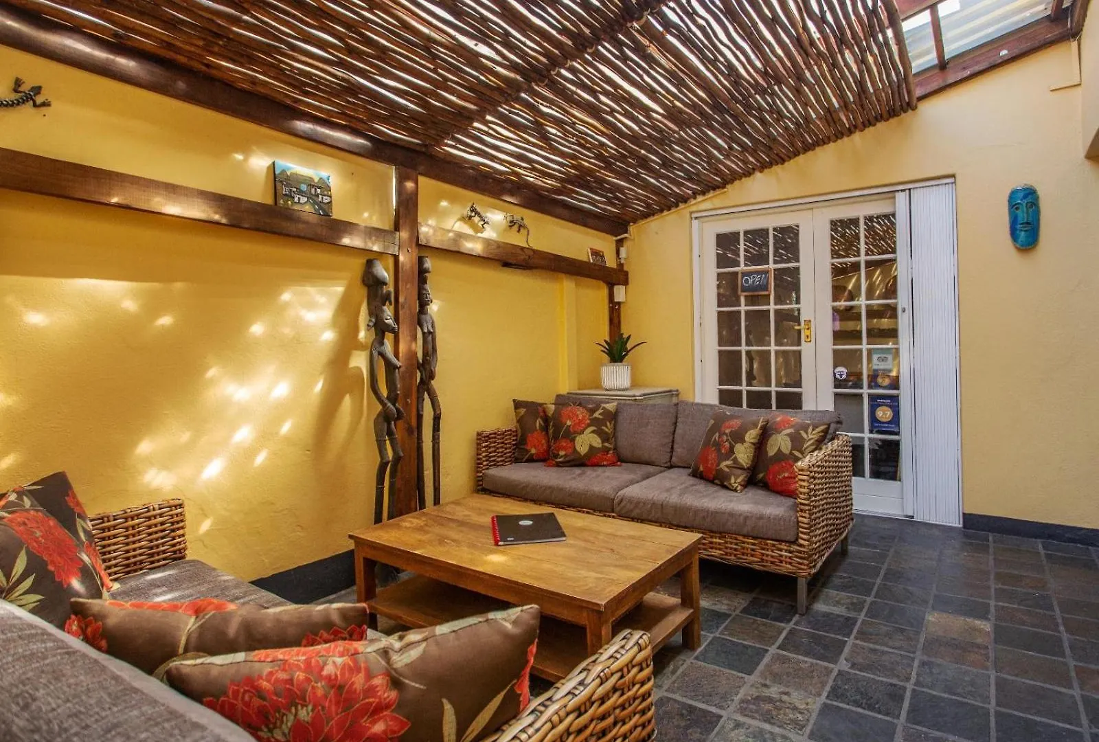 Tom'S Guest House Cape Town