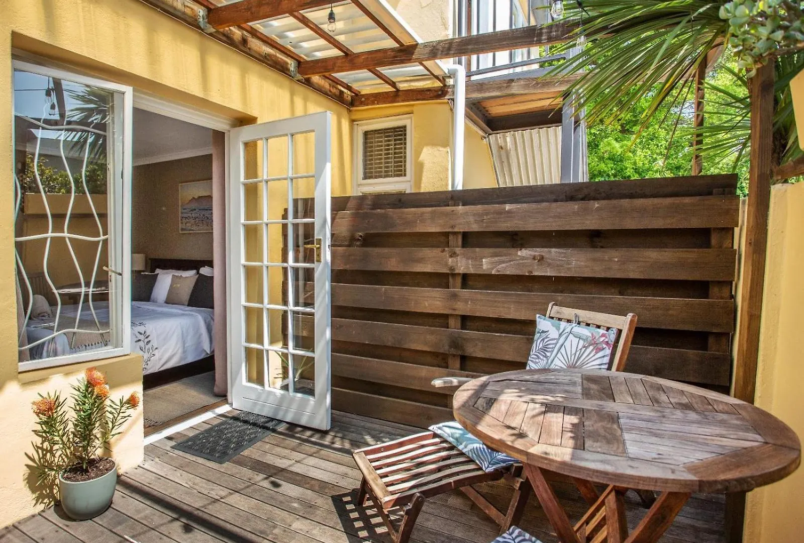 Tom'S Guest House Cape Town