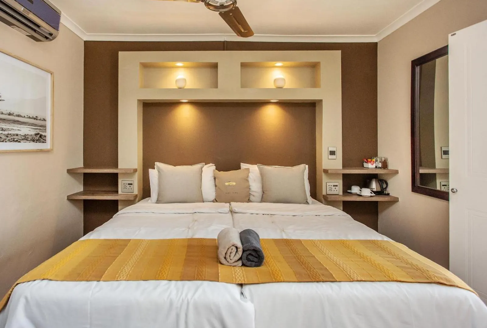 Tom'S Guest House Cape Town