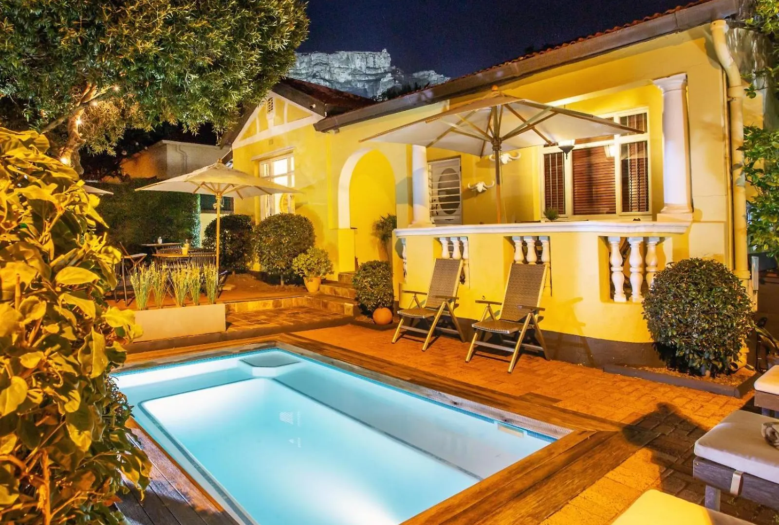 Tom'S Guest House Cape Town